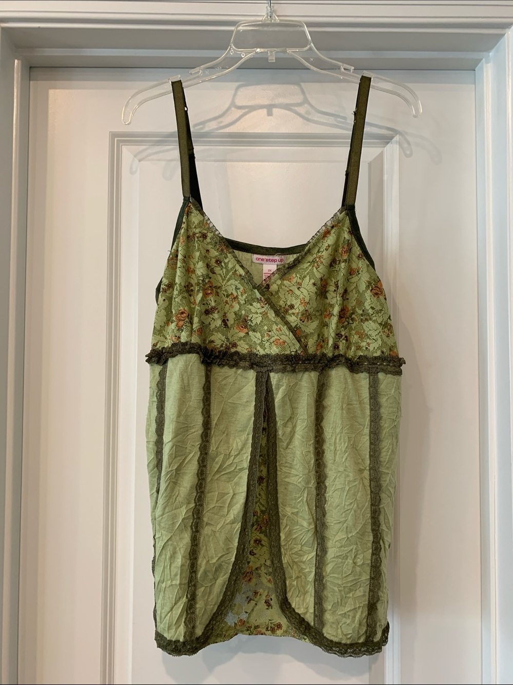 Y2K camisole One Step Ahead Light Green Floral Lace-Trim Tank XL NWOT.